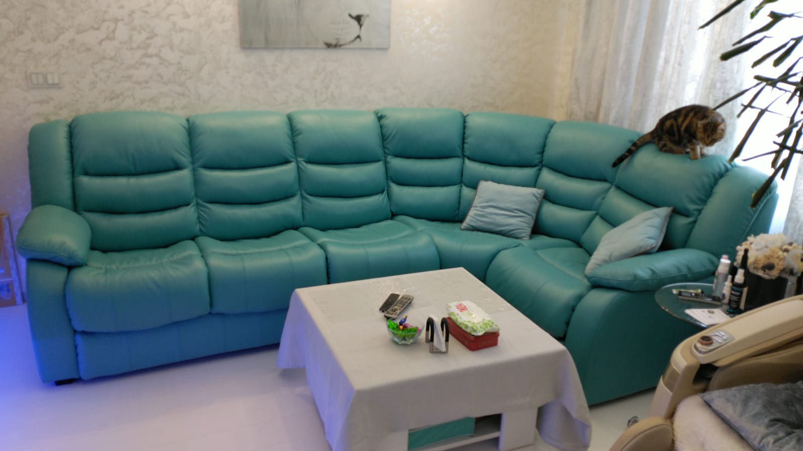 Перетяжка дивана на дому. Народное Ополчение